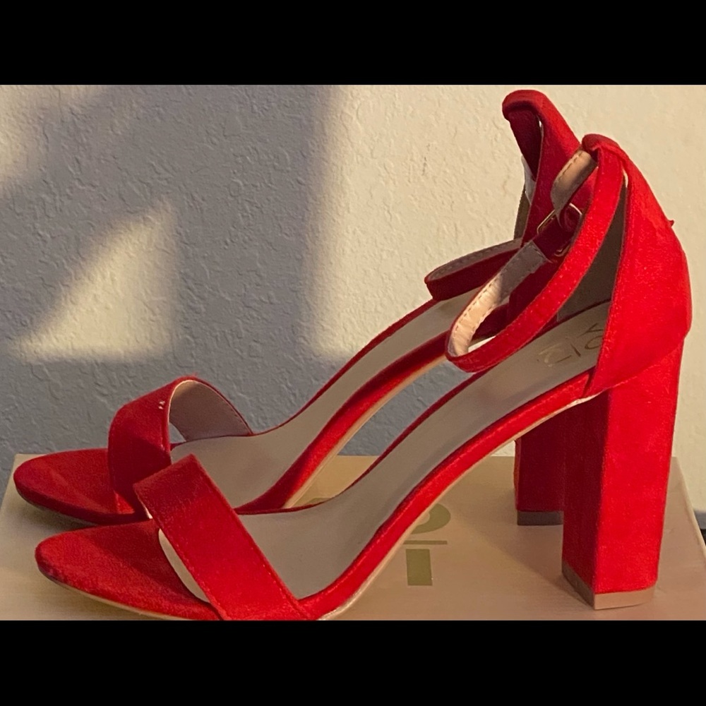 Women’s anywhere and everywhere heels, carrason-05